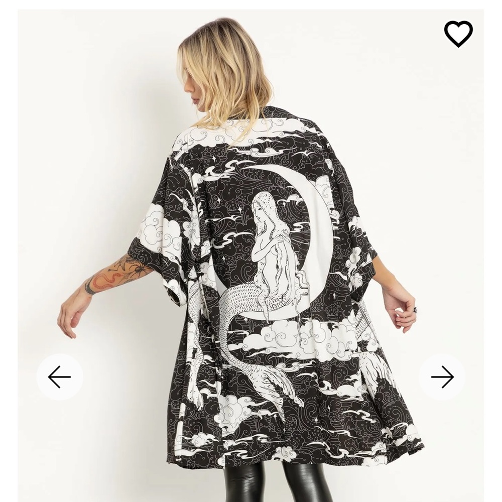 NWOT blackmilk robe